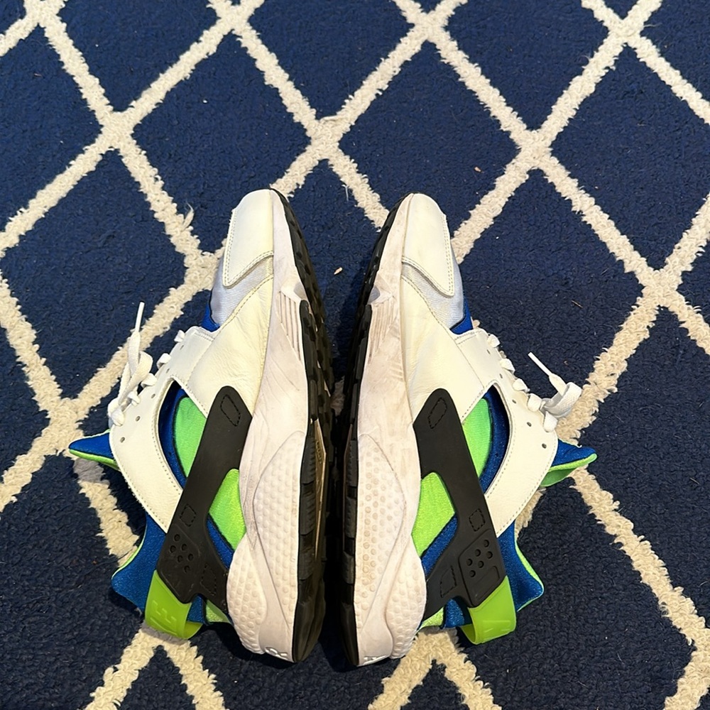 Nike Huarache - Picture 5 of 6